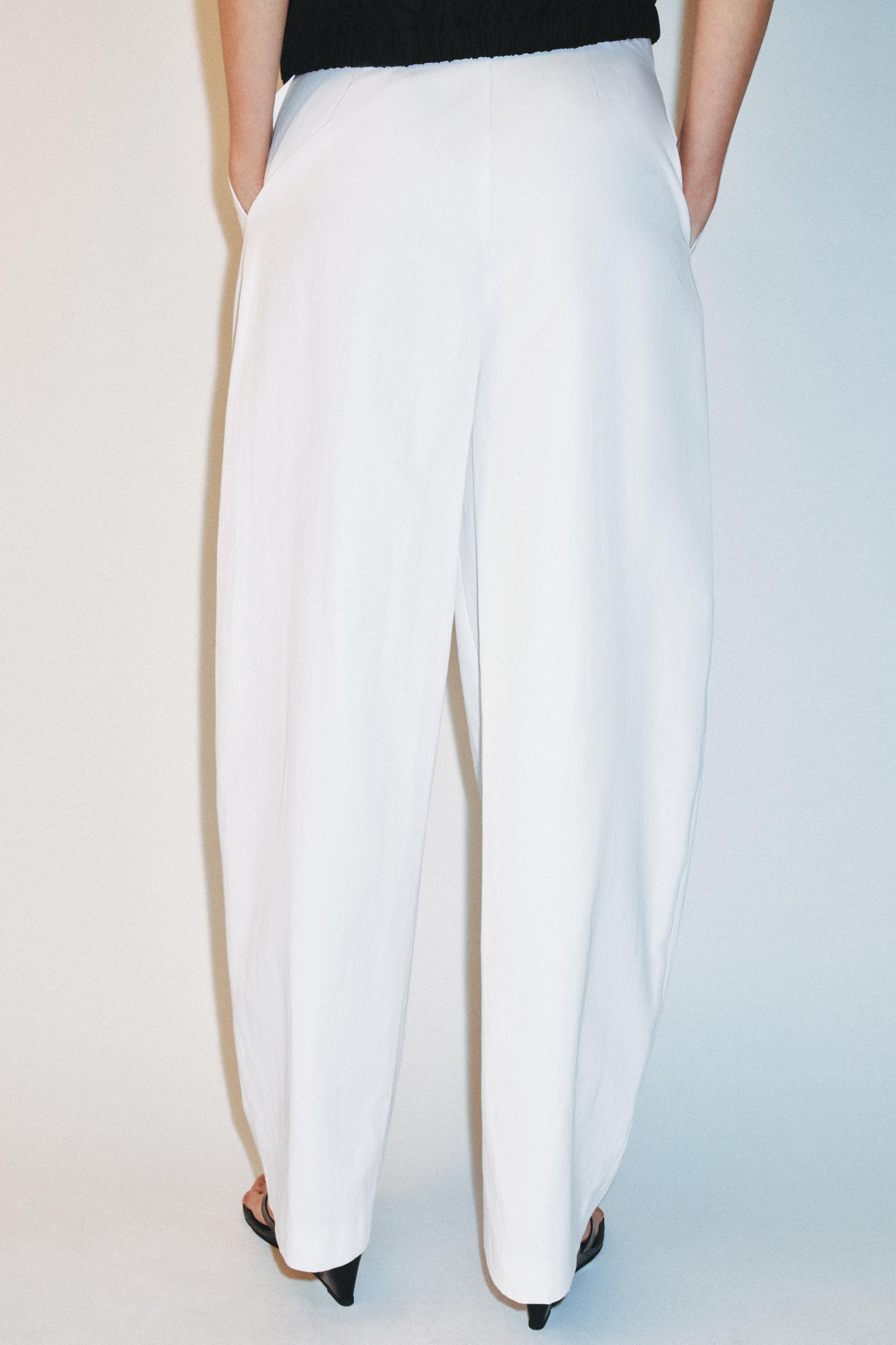 PANTALON EN POPELINE À PINCES